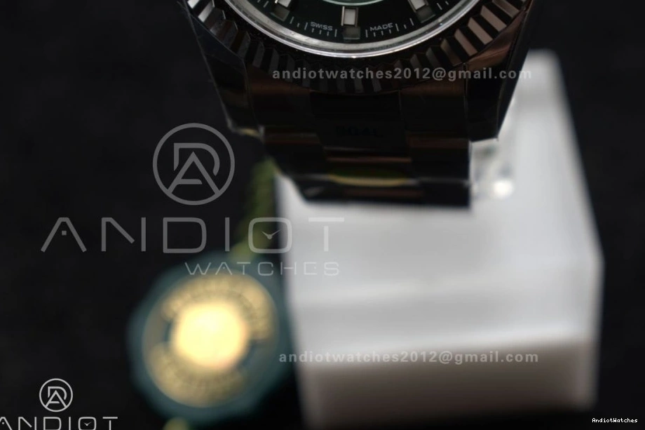 1090 Upgraded ZF 1:1 Best Green A 904L SS 326934 Sky-Dweller on Dial Edition Bracelet SS 0111